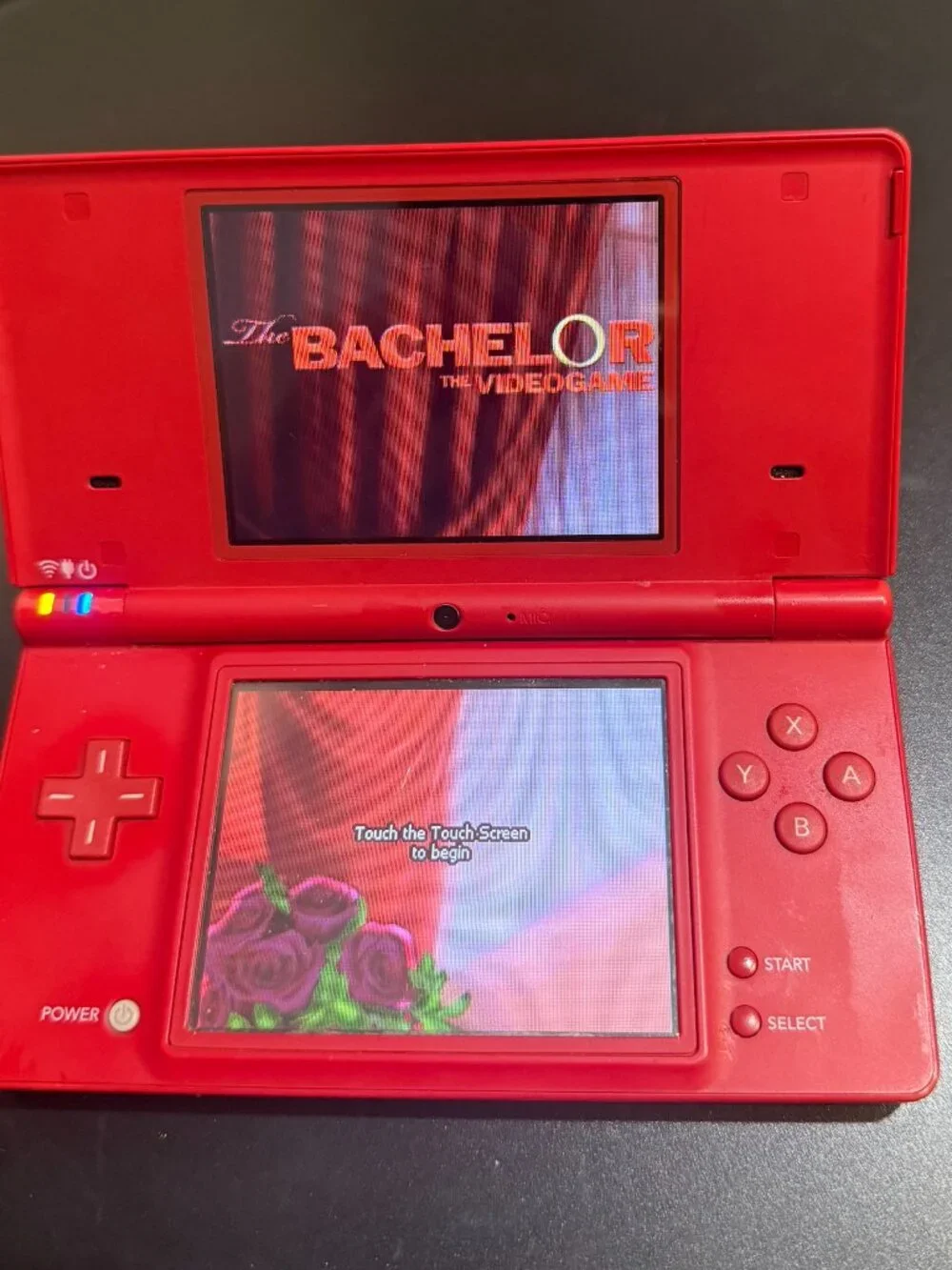 Nintendo DSi Red Handheld System Console with Charger & 4 Games w/ Case TESTED!